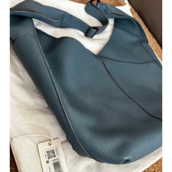 Hammitt Tom Large BLUE SOLD OUT STYLE NWT - Picture 4 of 9